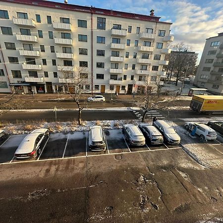 Modern Central Gothenburg Apartment With Balconies And Full Kitchen For Up To 5 Guests Zewnętrze zdjęcie